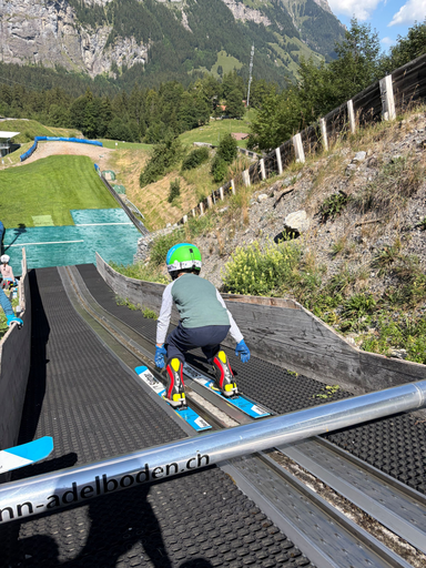 HX: Schnupper-Skispringen auf der Sommerschanze